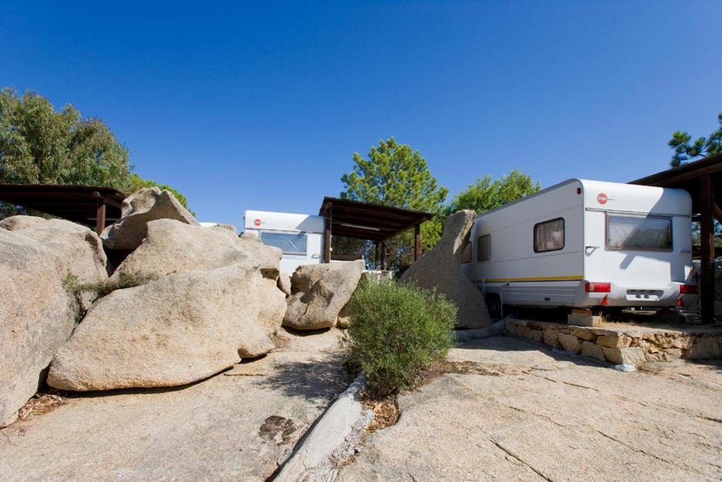Camping Baia Saraceno Hotel Palau Szoba fotó